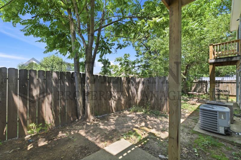 House for rent at 7206-2 W Douglas Ave, Wichita, KS 67212