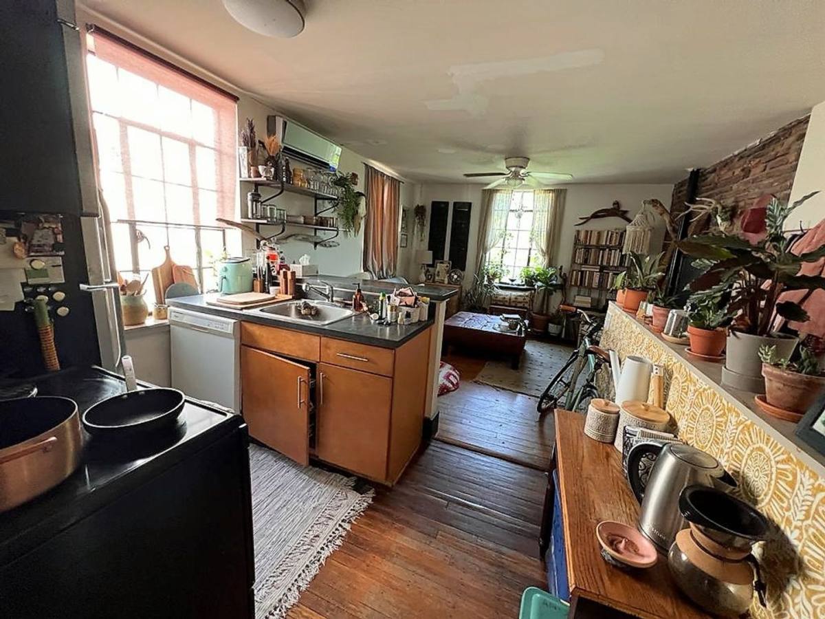 Apartment for rent at 2831 W Girard Ave, Philadelphia, PA 19130