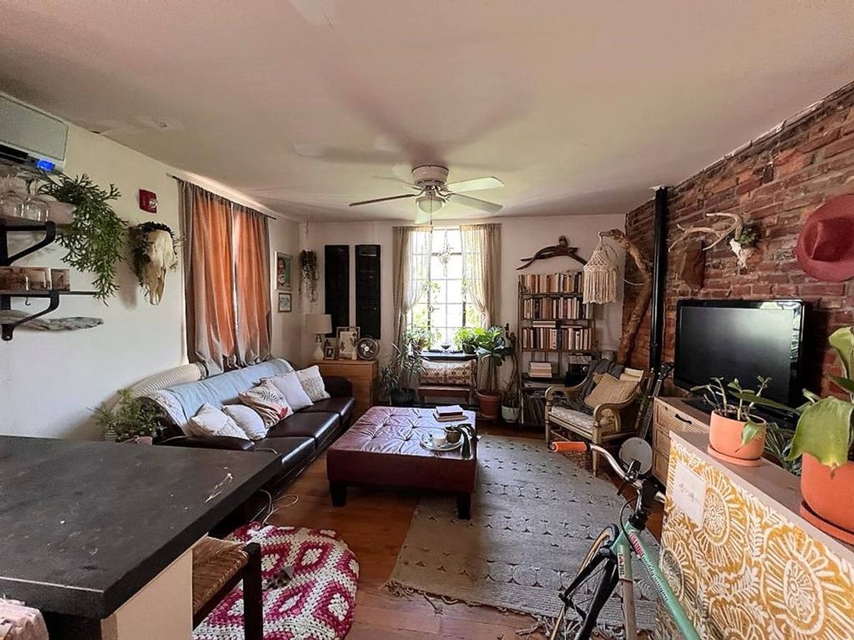 Apartment for rent at 2831 W Girard Ave, Philadelphia, PA 19130
