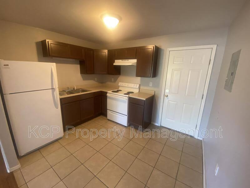 Apartment for rent at 115 N Albert Pike Ave #6, Fort Smith, AR 72903