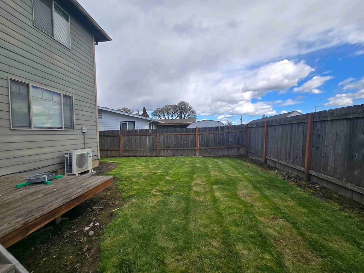Apartment for rent at 1802-1810 College St, Philomath, OR 97370