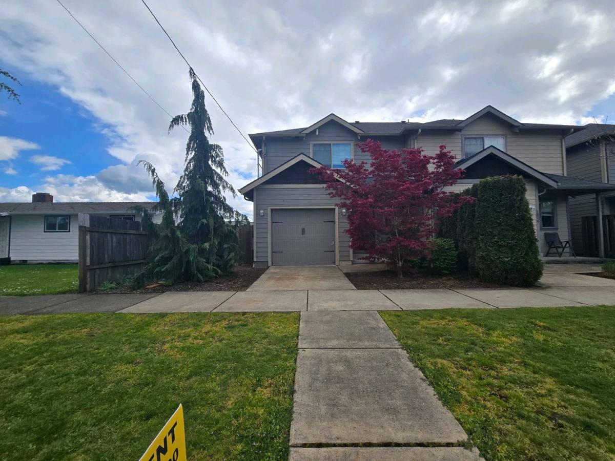 Apartment for rent at 1802-1810 College St, Philomath, OR 97370