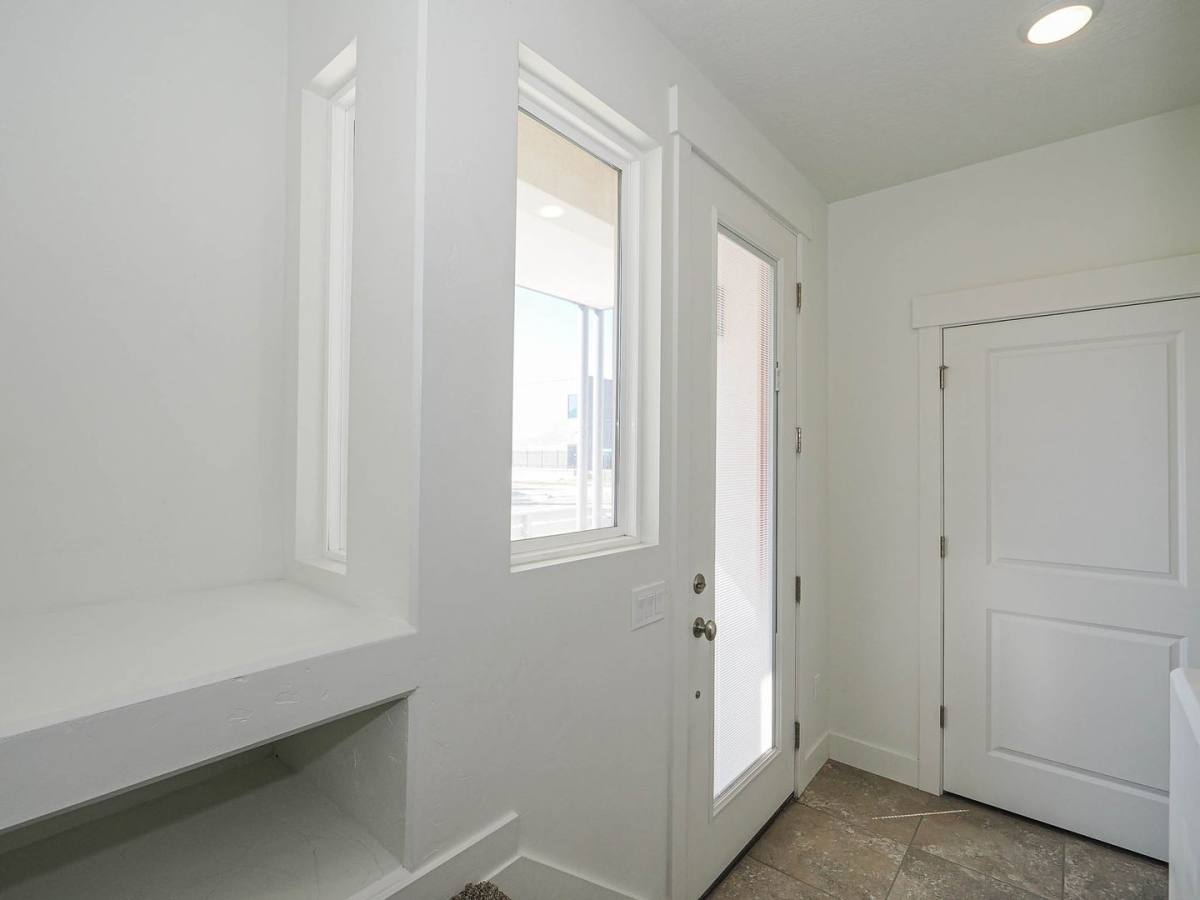 House for rent at 5098 W Putney Hill Rd, South Jordan, UT 84009