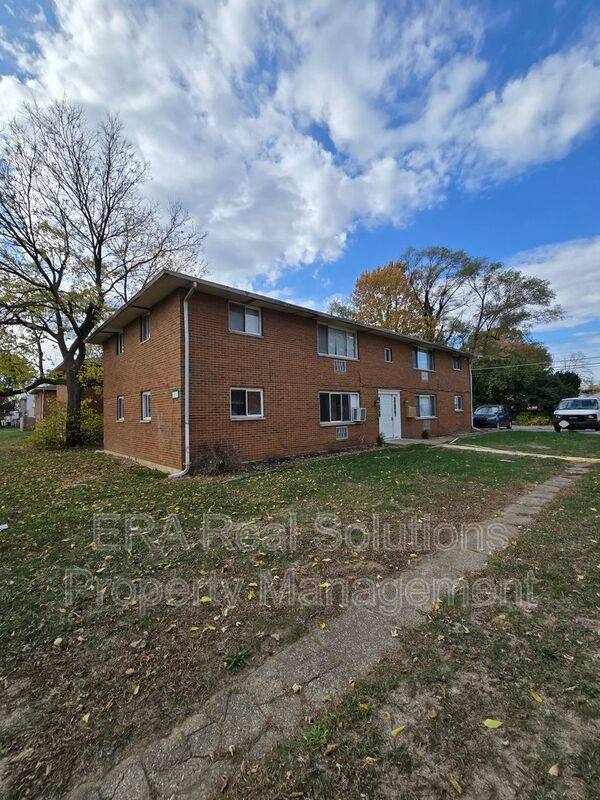 Apartment for rent at 281 Napoleon #B, Columbus, OH 43213