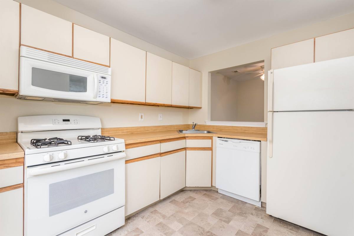 Condo for rent at 514 Cascade Court, Sewell, NJ 08080