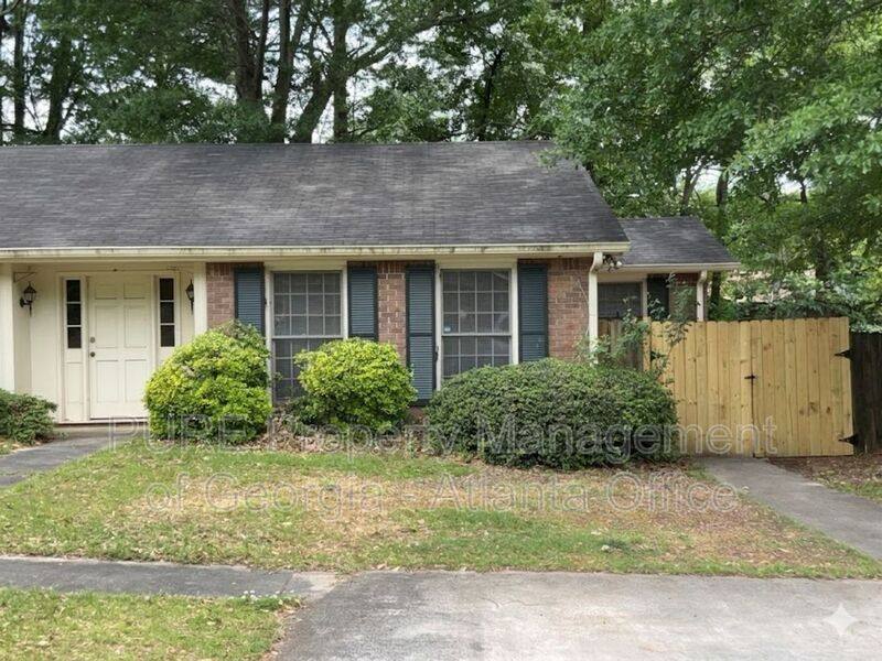 Townhouse for rent at 771 Wilson Circle SW, Marietta, GA 30064