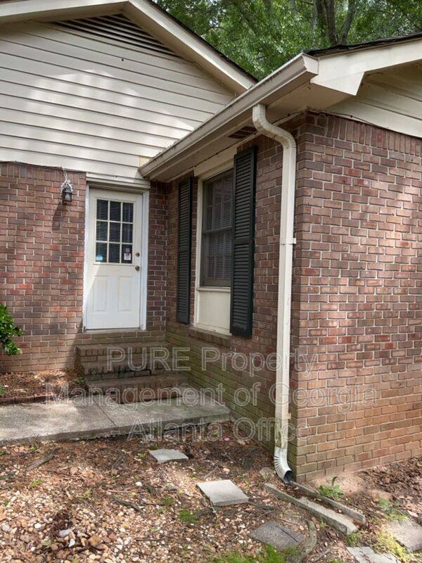 Townhouse for rent at 771 Wilson Circle SW, Marietta, GA 30064