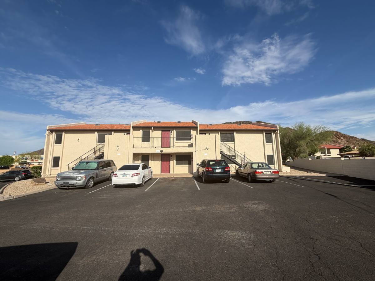 Apartment for rent at 10644 N 15th Way, Phoenix, AZ 85020