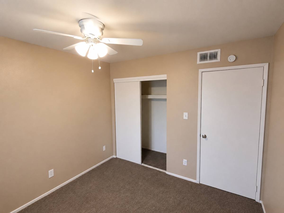 Apartment for rent at 10644 N 15th Way, Phoenix, AZ 85020