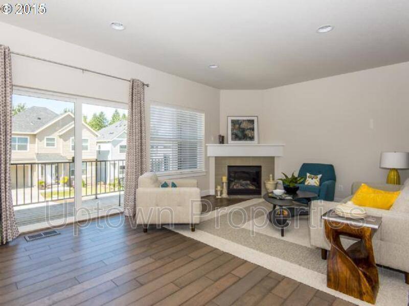 Townhouse for rent at 8990 SW 157th Ave, Beaverton, OR 97007
