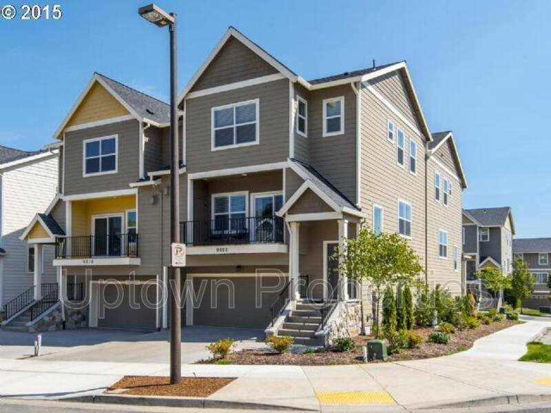 Townhouse for rent at 8990 SW 157th Ave, Beaverton, OR 97007
