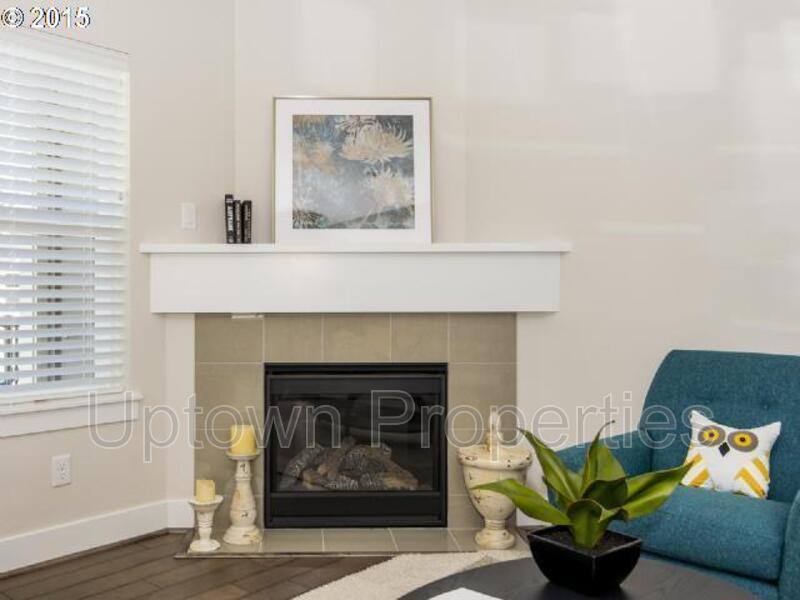Townhouse for rent at 8990 SW 157th Ave, Beaverton, OR 97007