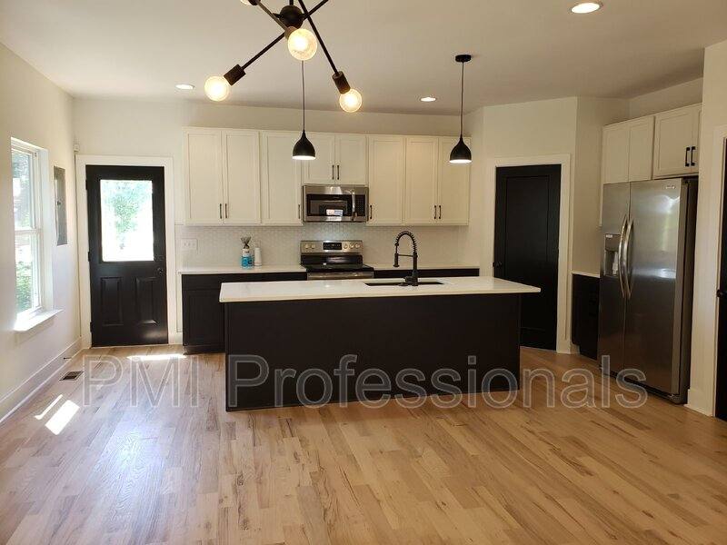 Townhouse for rent at 215 Eisenhower Dr #A, Nashville, TN 37211