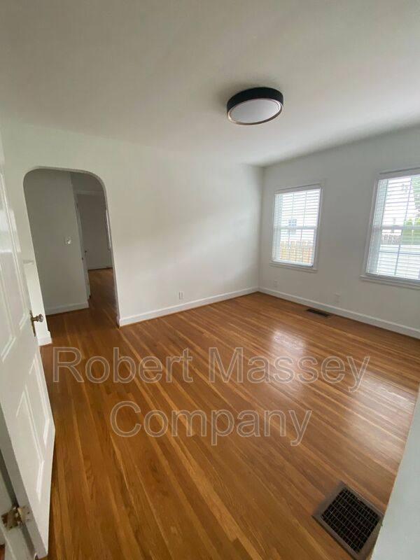 House for rent at 4109 Winchester Rd, Louisville, KY 40207