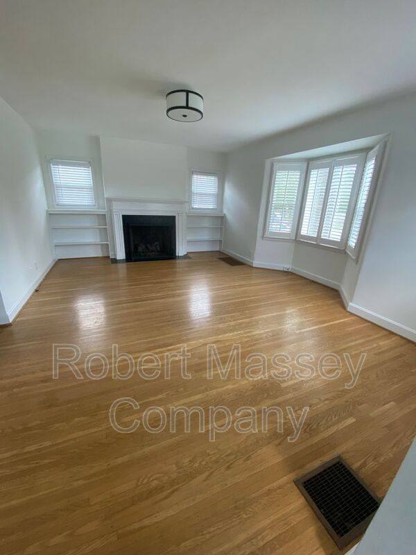 House for rent at 4109 Winchester Rd, Louisville, KY 40207