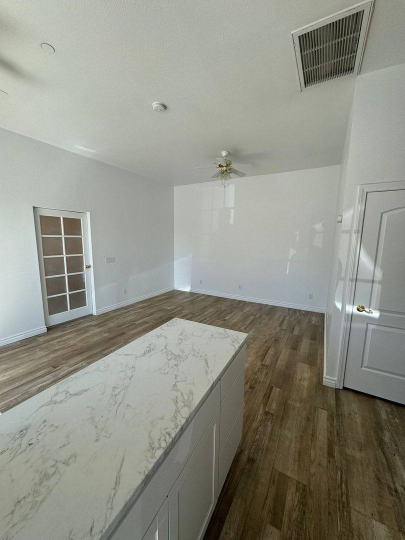 Apartment for rent at 3760 E Calle De Carlos, Palm Springs, CA 92264