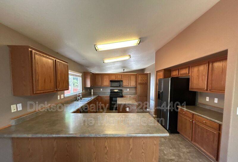 House for rent at 17481 Crystal Canyon Blvd, Reno, NV 89508