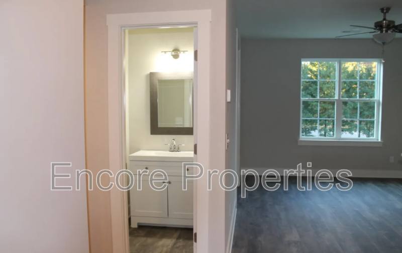 Townhouse for rent at 825 S Franklin St, Wake Forest, NC 27587
