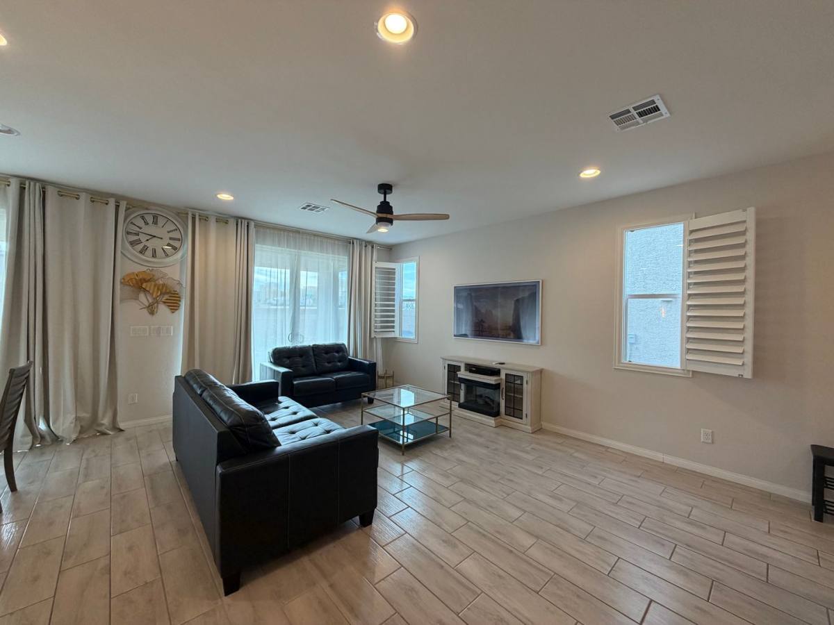 House for rent at 10081 Bisbuth St, Las Vegas, NV 89183