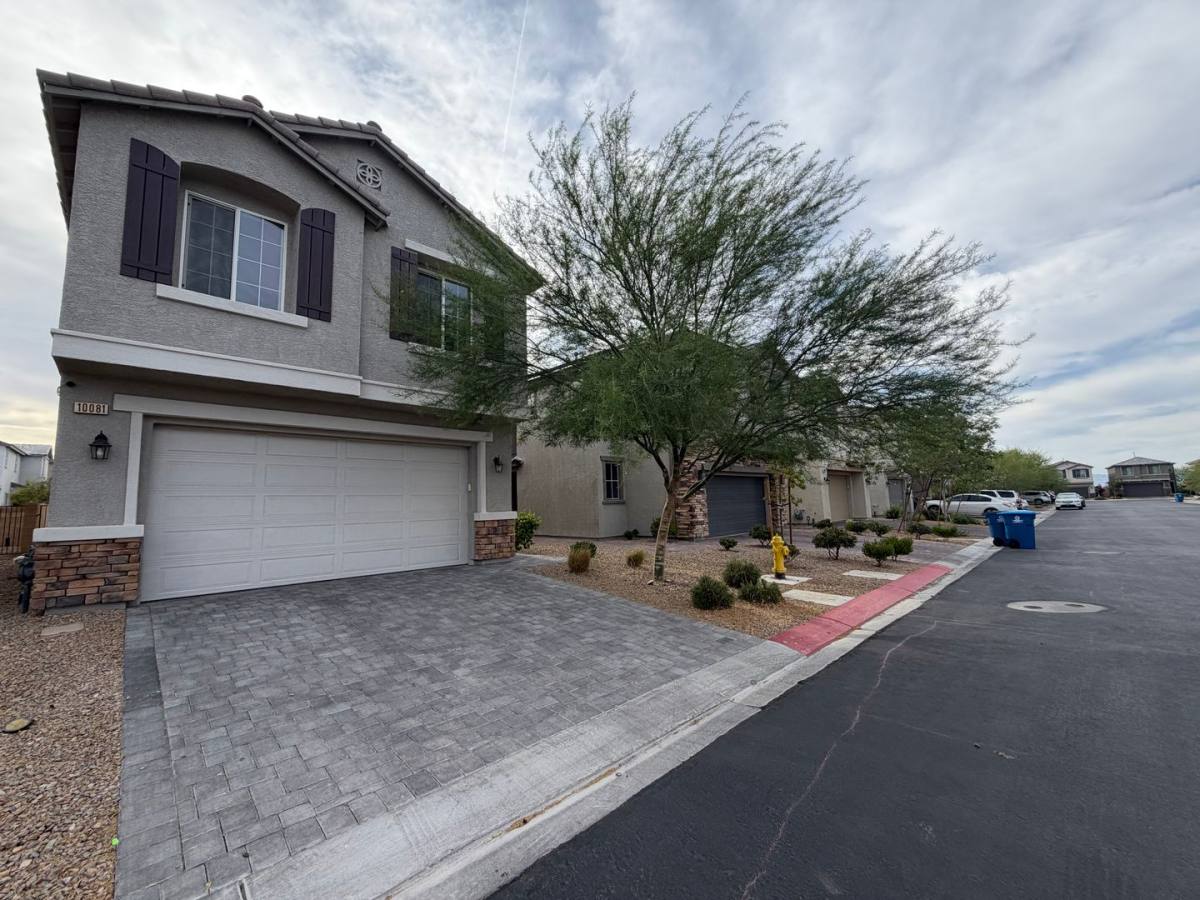 House for rent at 10081 Bisbuth St, Las Vegas, NV 89183