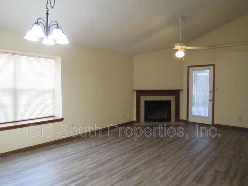 House for rent at 2025 Cambridge Circle, Pensacola, FL 32514