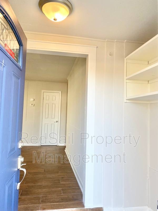 House for rent at 323 Roane Dr, Hampton, VA 23669