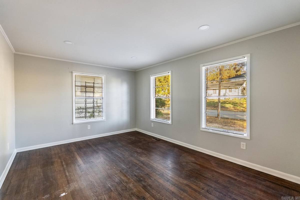 House for rent at 3615 W Capitol Ave, Little Rock, AR 72205