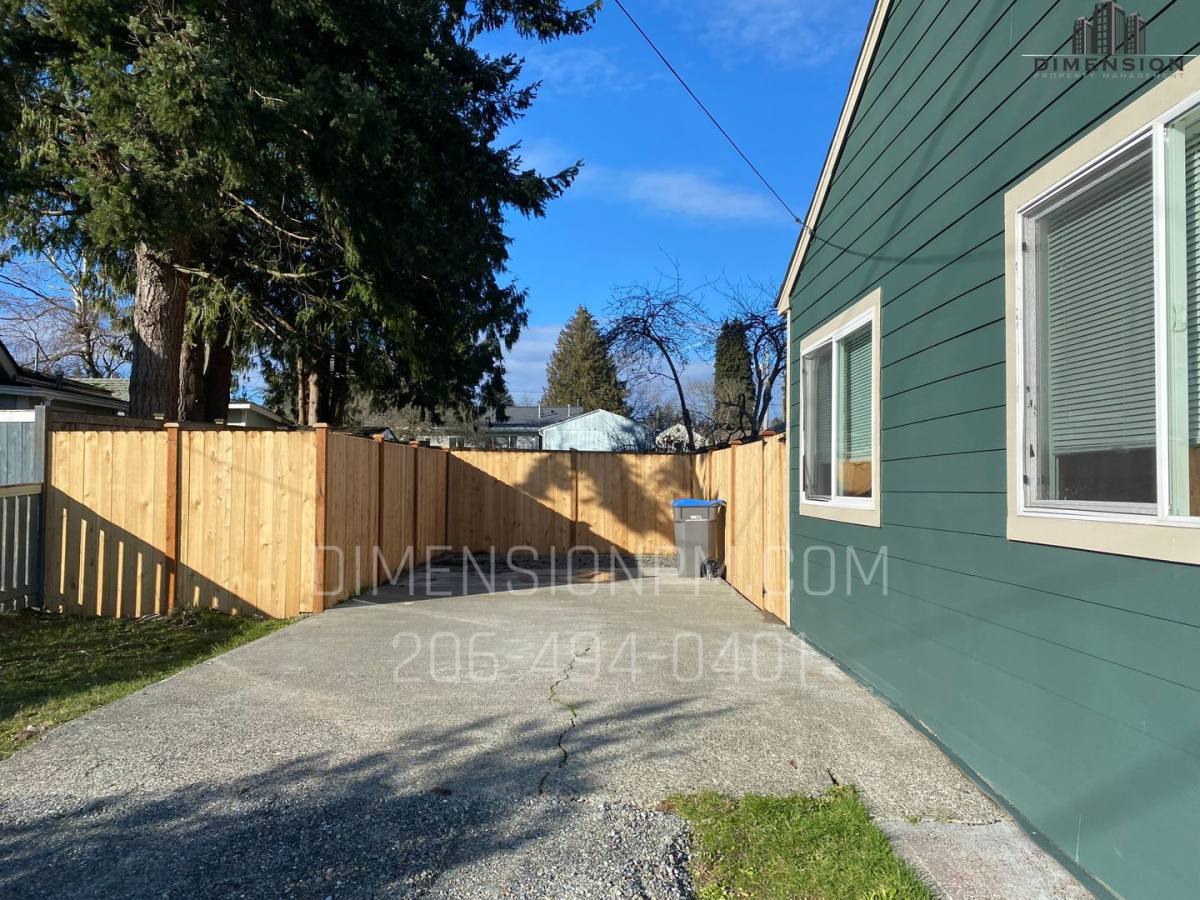 House for rent at 3724 W E St, Bremerton, WA 98312