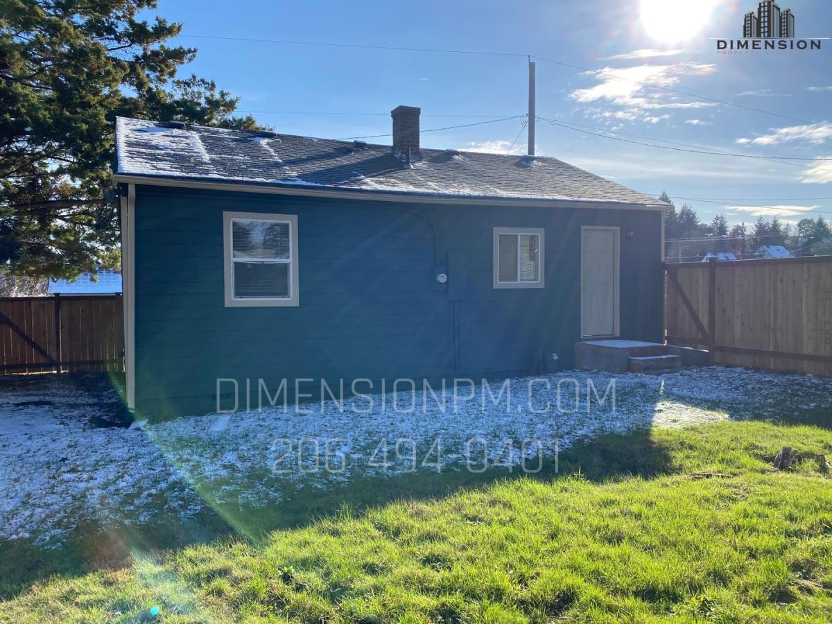 House for rent at 3724 W E St, Bremerton, WA 98312