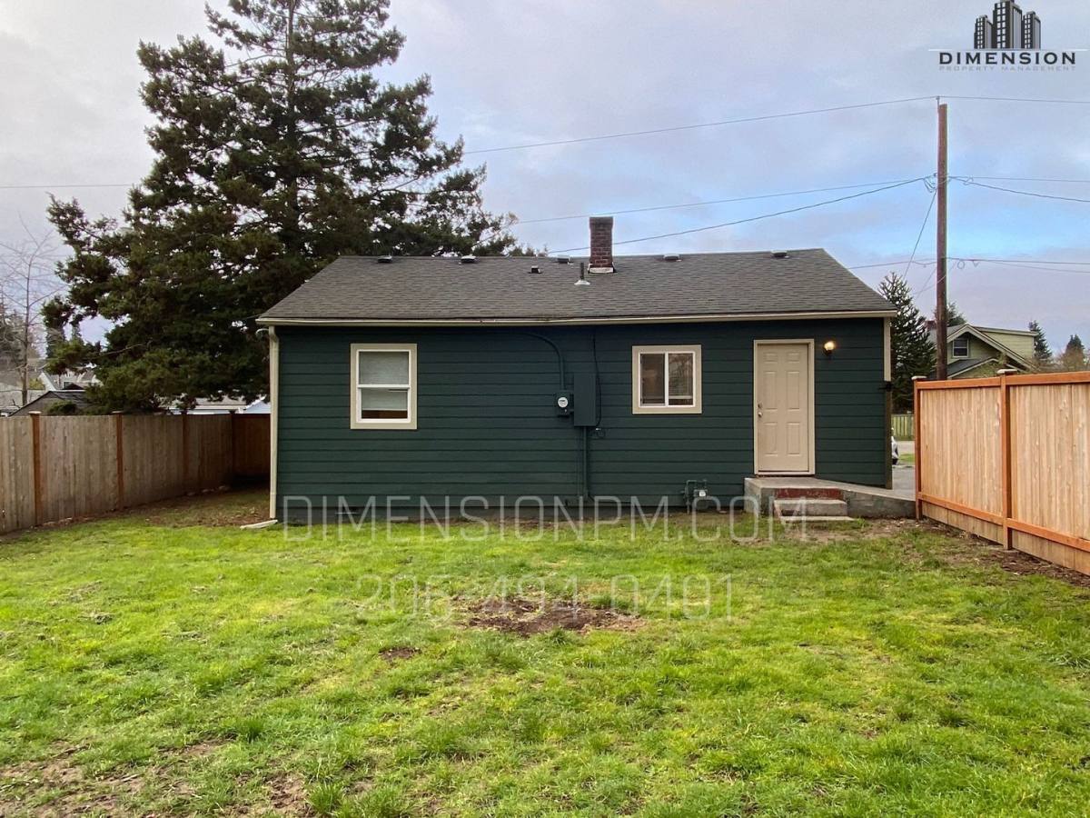 House for rent at 3724 W E St, Bremerton, WA 98312