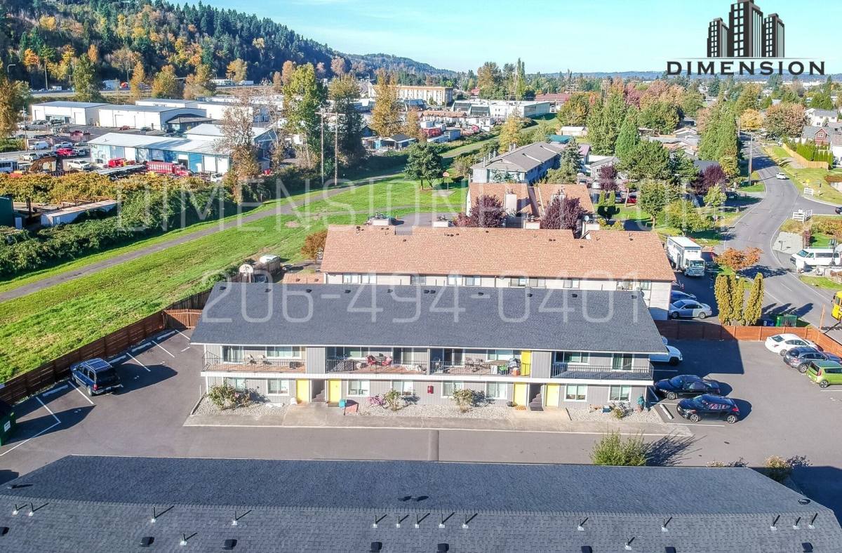 Townhouse for rent at 112 Tacoma Blvd S, Pacific, WA 98047