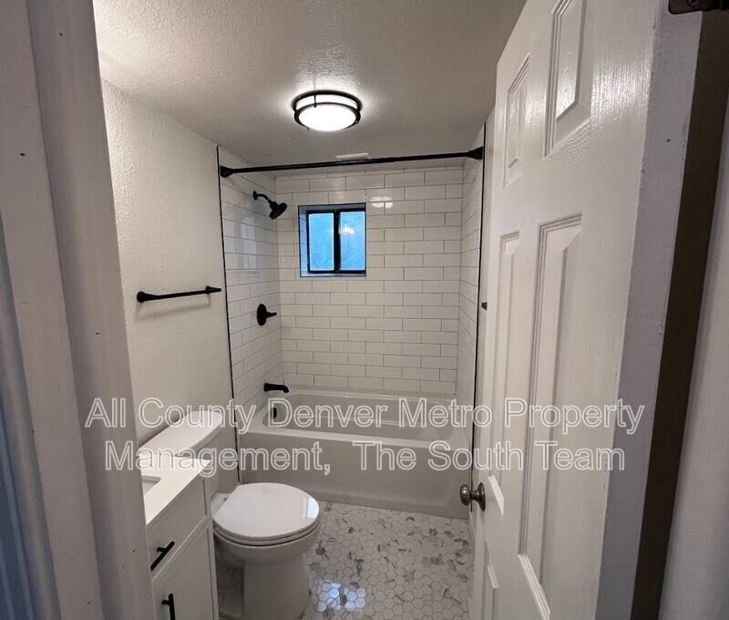 House for rent at 2820 S Acoma St, Englewood, CO 80110
