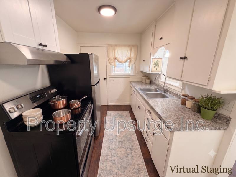 Apartment for rent at 2408 Court St, Redding, CA 96001