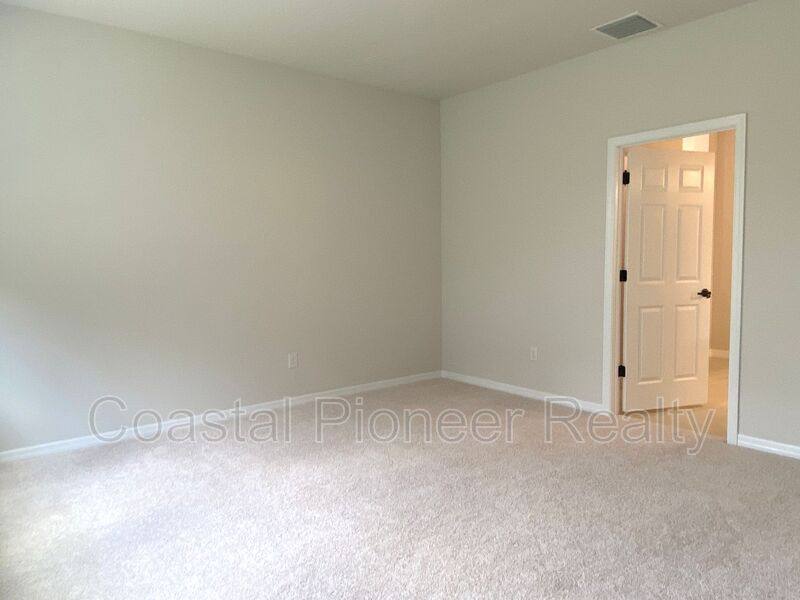 House for rent at 28591 Cozy Creek Dr, Wesley Chapel, FL 33543