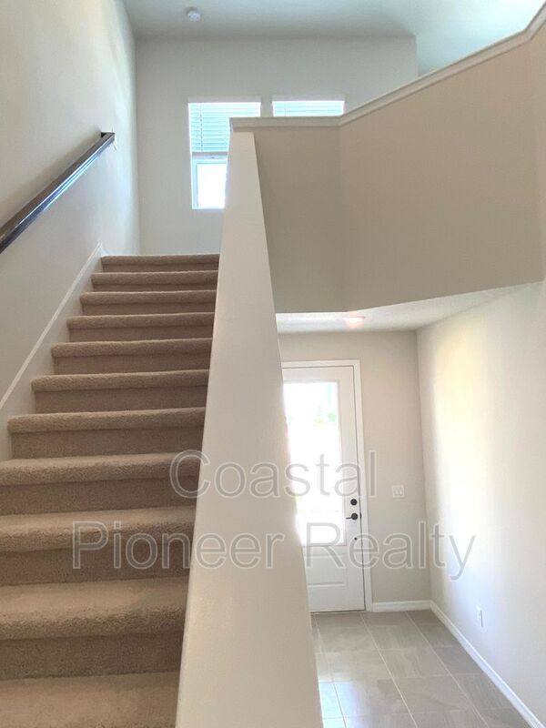 House for rent at 28591 Cozy Creek Dr, Wesley Chapel, FL 33543