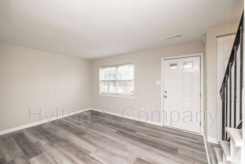 House for rent at 3231 Hunters Mill Dr, Richmond, VA 23223