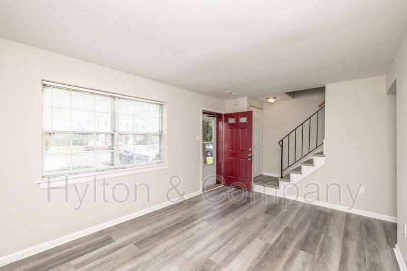House for rent at 3231 Hunters Mill Dr, Richmond, VA 23223