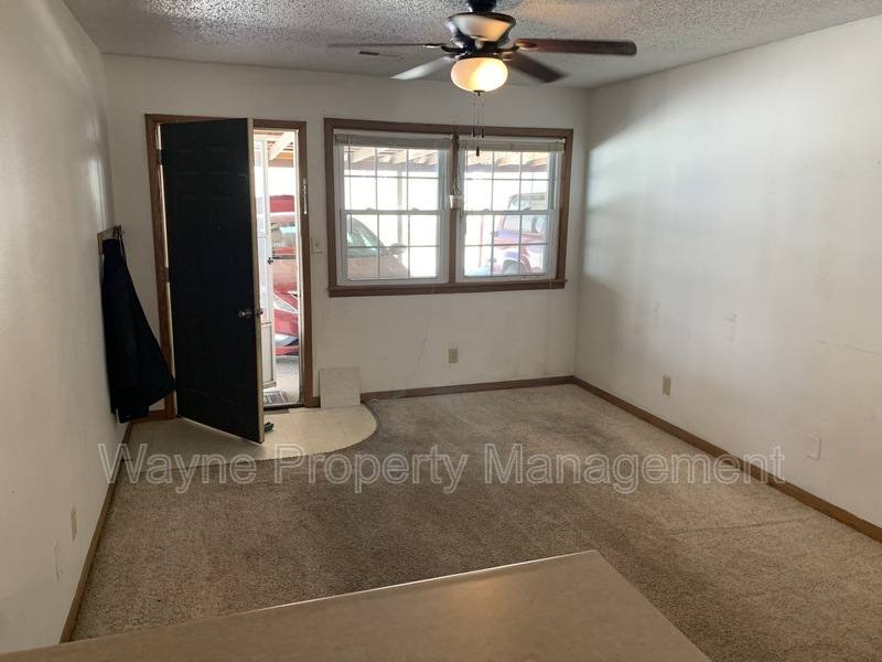 Apartment for rent at 1219 2nd St #8, Webster City, IA 50595