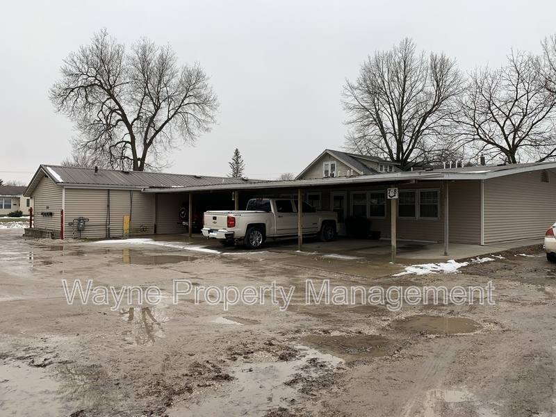 Apartment for rent at 1219 2nd St #8, Webster City, IA 50595