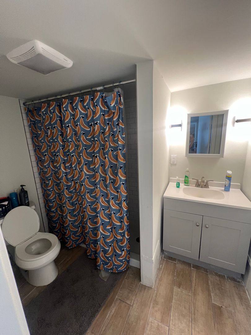 Townhouse for rent at 5827 Clara St, New Orleans, LA 70115