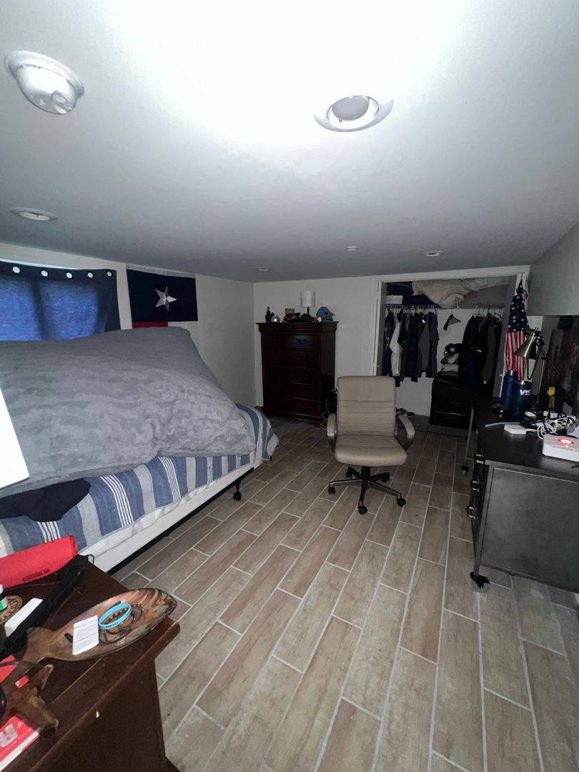 Townhouse for rent at 5827 Clara St, New Orleans, LA 70115