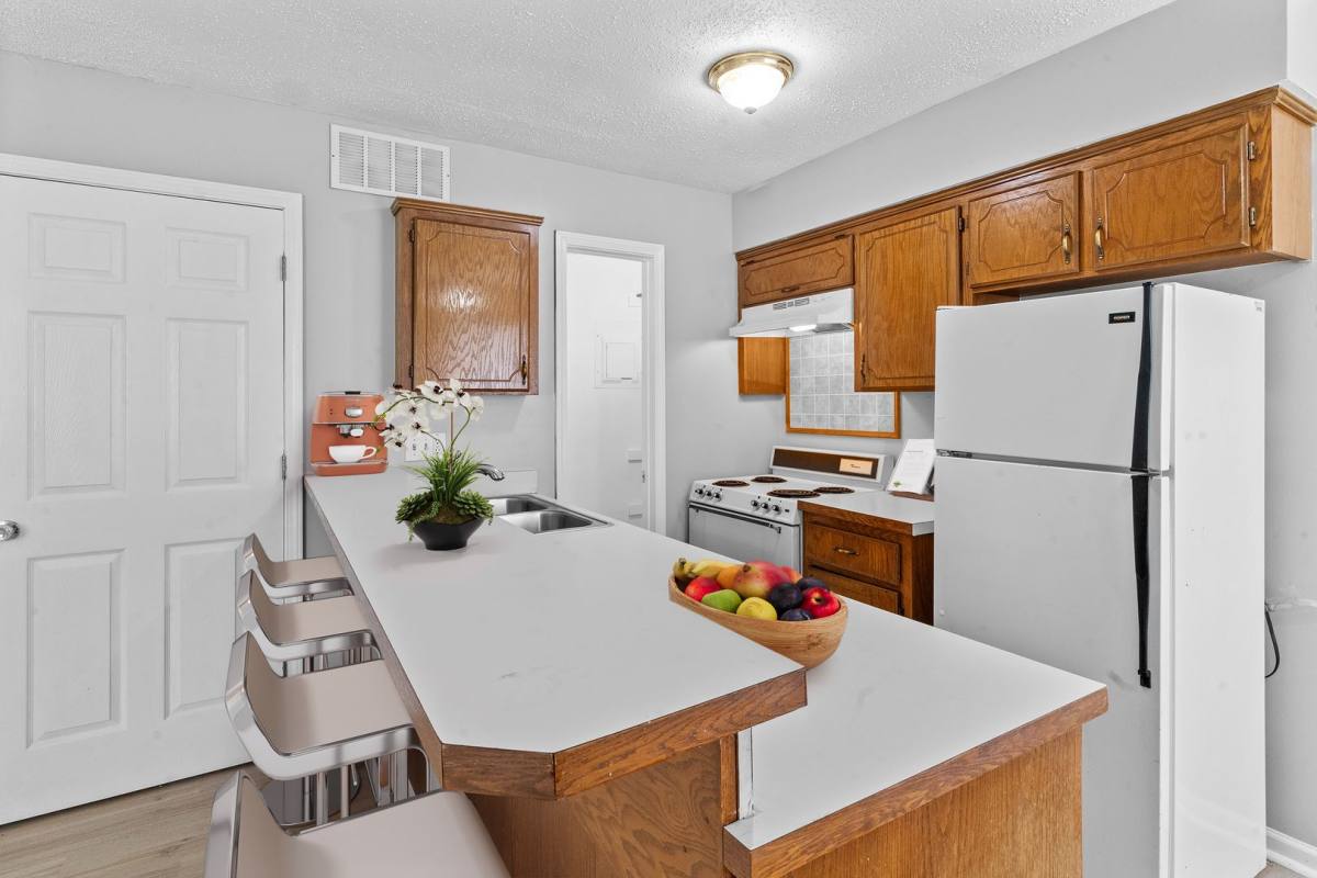 Apartment for rent at 501VILAS St, Leavenworth, KS 66048