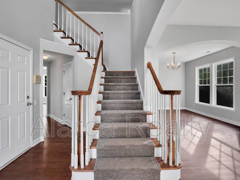 House for rent at 13843 Porter Creek Rd, Charlotte, NC 28262