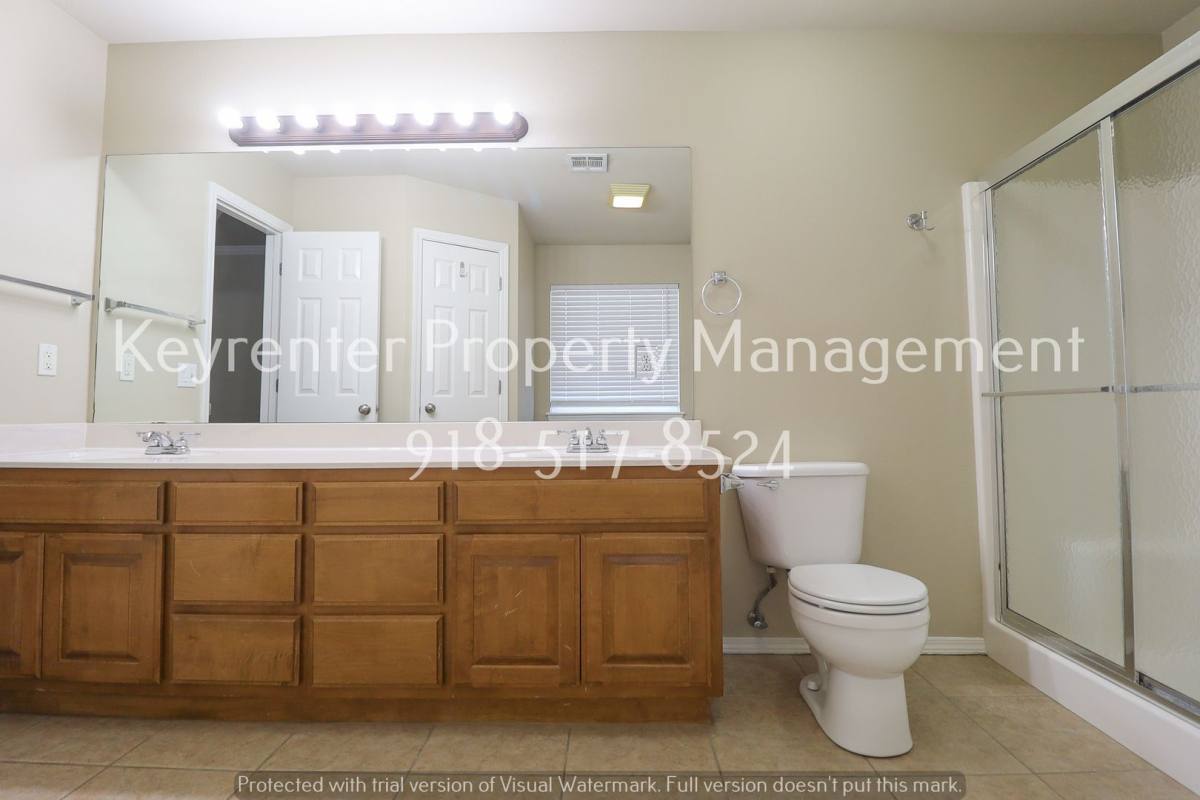 House for rent at 11109 E 121st Place N, Collinsville, OK 74021