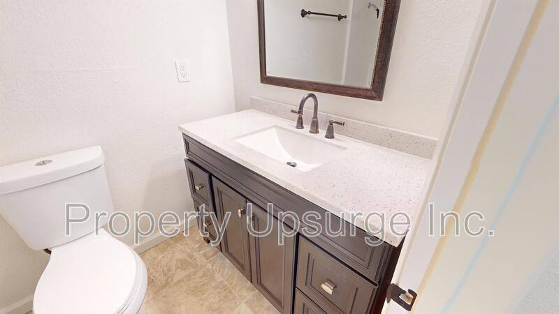 Townhouse for rent at 488 Wiltsey Ave #C, Red Bluff, CA 96080