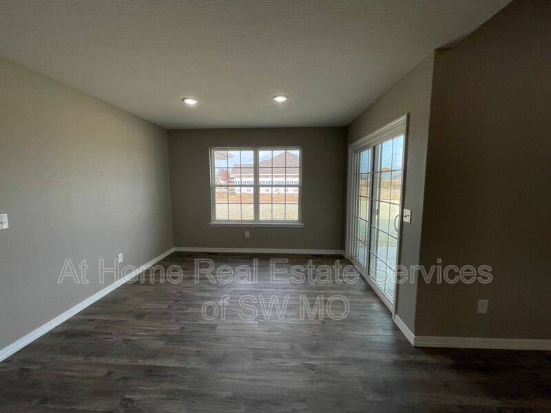 House for rent at 327 Forest Hollow, Rogersville, MO 65742