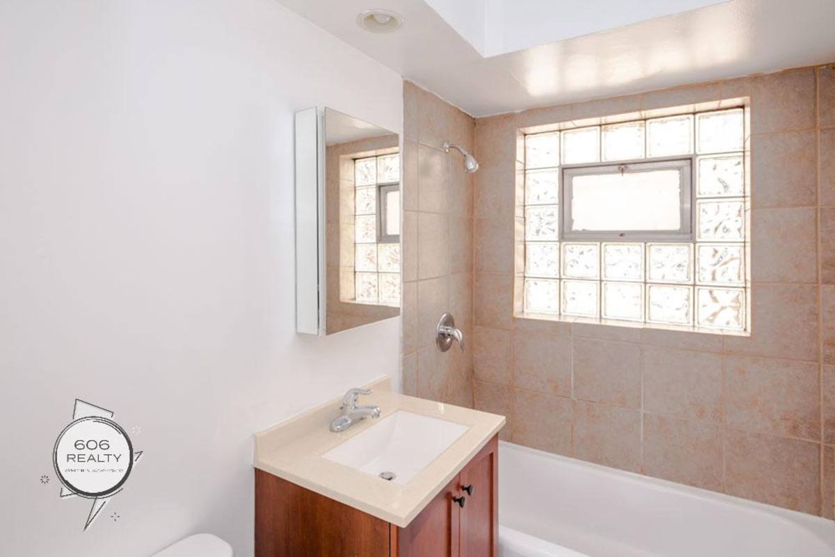 Apartment for rent at 3443 S Central #6, Cicero, IL 60804