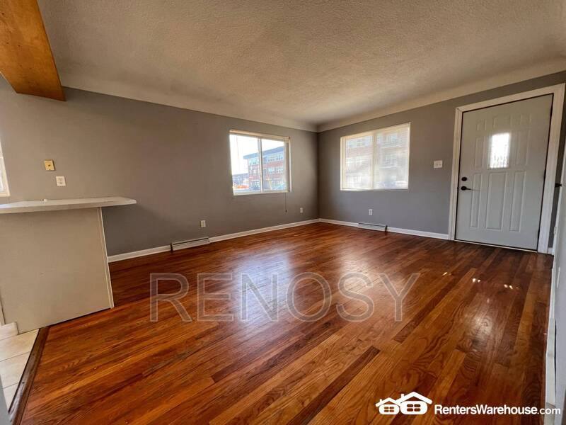 Apartment for rent at 802 SW 3rd St, Ankeny, IA 50023