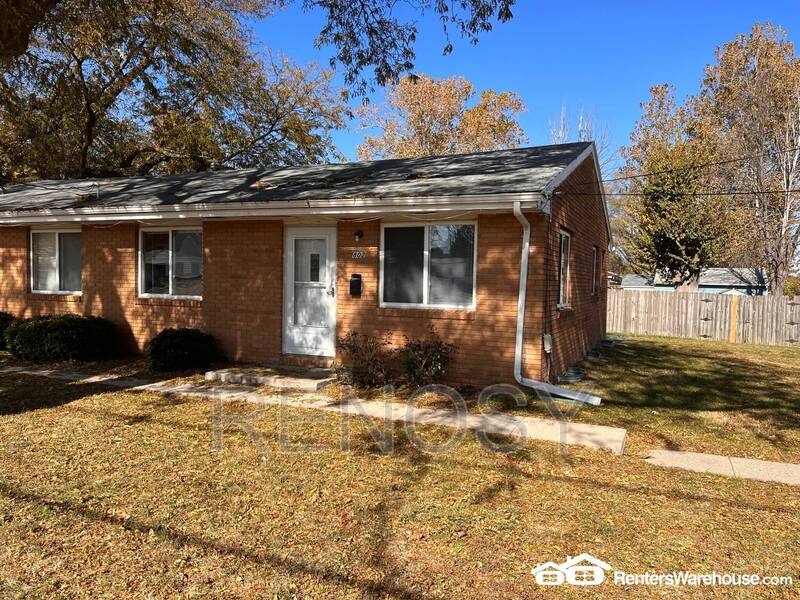 Apartment for rent at 802 SW 3rd St, Ankeny, IA 50023