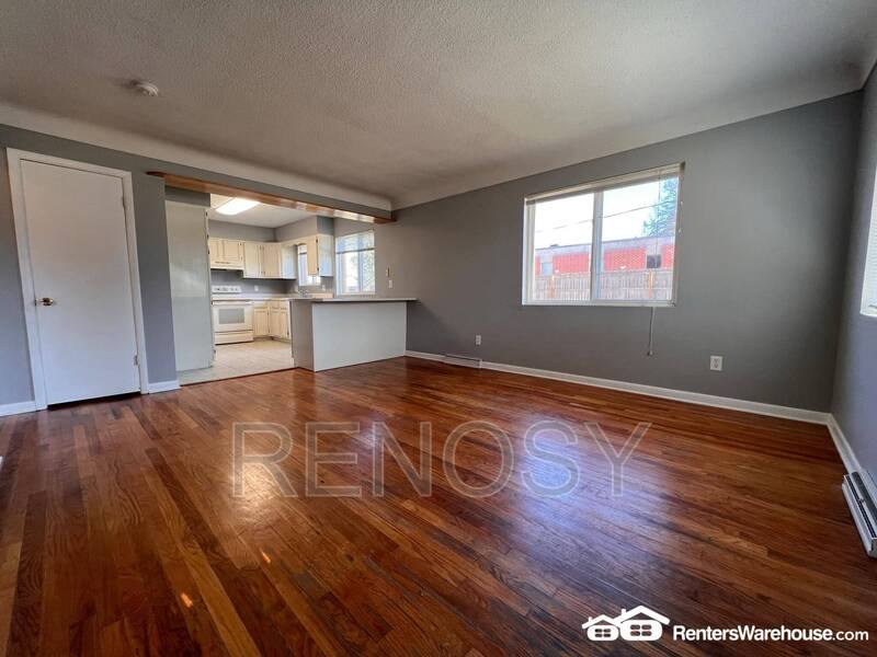 Apartment for rent at 802 SW 3rd St, Ankeny, IA 50023